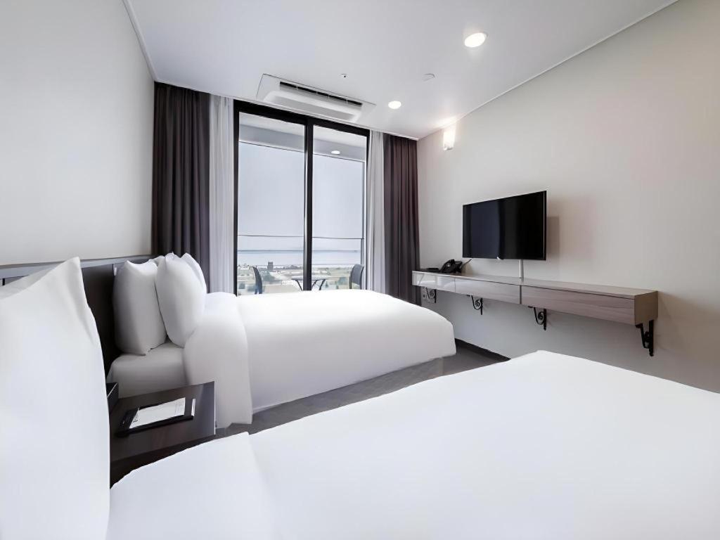 Riviera Incheon Airport Hotel Exterior foto