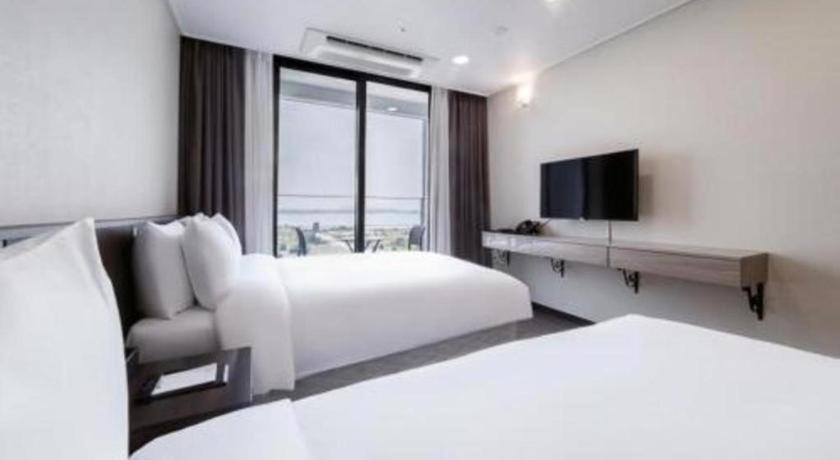 Riviera Incheon Airport Hotel Exterior foto